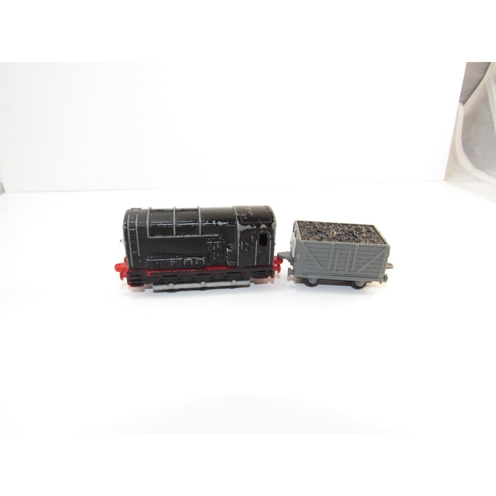 ERTL Thomas the Tank Engine 1980 1:87 Scale Diecast Locomotive with Coal Car